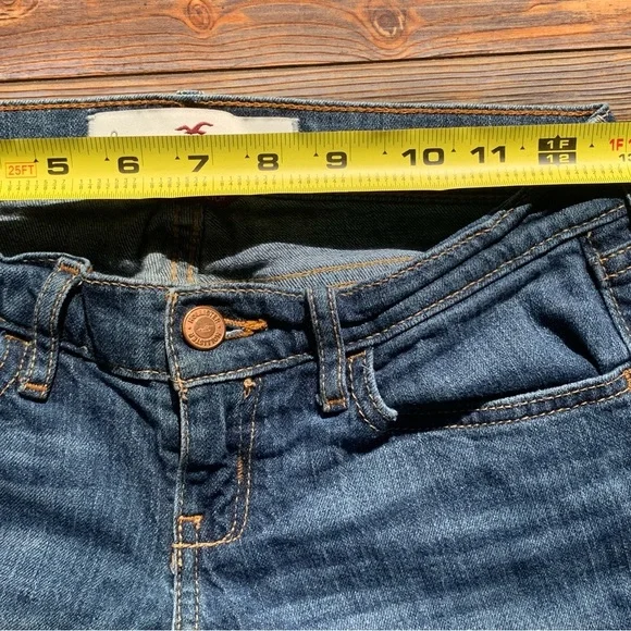 Hollister Women's Blue Jeans Size 0 Zipper Bottom Distressed High Rise Midi - Picture 10 of 13